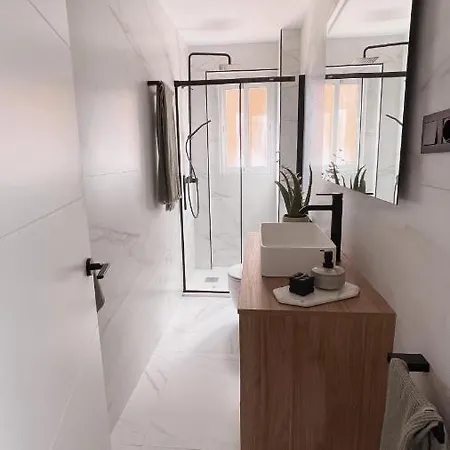 Precioso Con Piscina A 3 Minutos De La Playa En Coche * Torremolinos