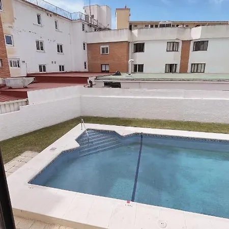 Precioso Con Piscina A 3 Minutos De La Playa En Coche * Торремолінос