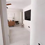 Precioso Con Piscina A 3 Minutos De La Playa En Coche Daire *