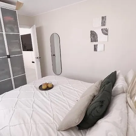 Apartamento Precioso Con Piscina A 3 Minutos De La Playa En Coche *